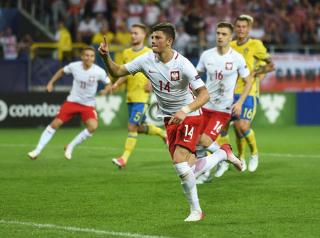 הפולנים נשארו בתמונה