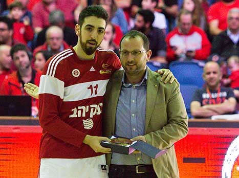 השיחה הקשה בחייו. טימור והראל (מנהלת הליגה)