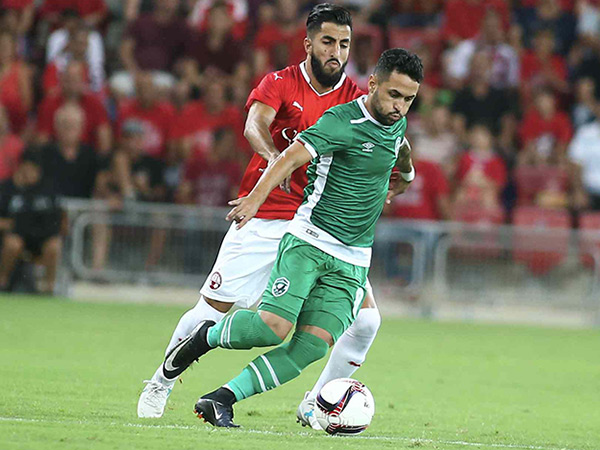 "כולנו בני אדם". ביטון (אלן שיבר)