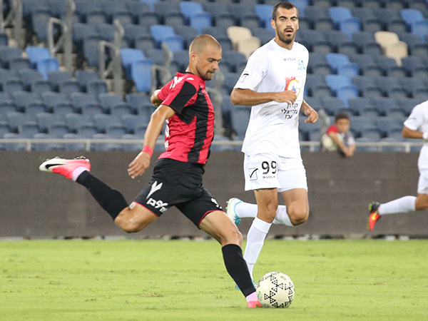 גבריאל תמאש. בכורה לא מעודדת (צילום: יוסי שקל)