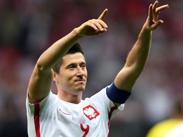 לבנדובסקי. שום דבר לא ימנע מפולין להגיע לרוסיה (getty)