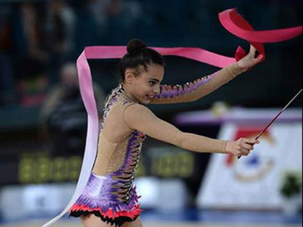 ממשיכה לפרוח. אשרם