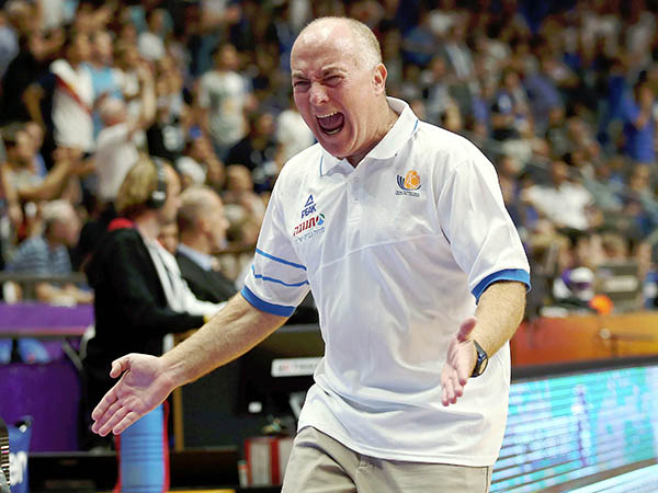 בסוף הטירוף של אדלשטיין דבק בשחקנים. איזה ניצחון (אלן שיבר)