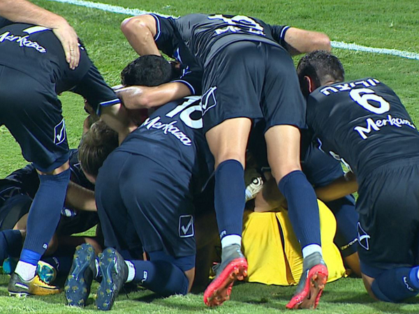 שחקני נצרת עילית חוגגים בגרין