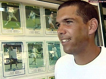 חזר לנבחרת בתפקיד הקפטן. הראל לוי