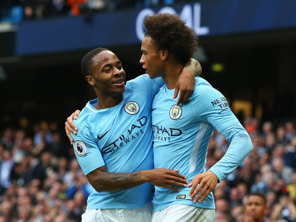 סאנה וסטרלינג חוגגים עוד הצגה בתכלת (getty)