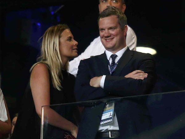 מנספורד בקשר עם העיריות בת"א ובנתניה