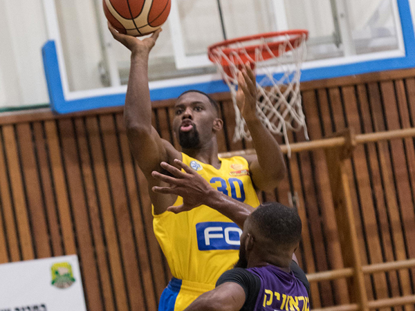 צפוי לחזור לשחק מול אילת. נוריס קול (האתר הרשמי של מכבי ת"א)