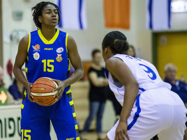 טיפאני הייז. כמעט 21 נקודות לערב (צילום: עודד קרני, באדיבות מנהלת ליגת העל לנשים בכדורסל)