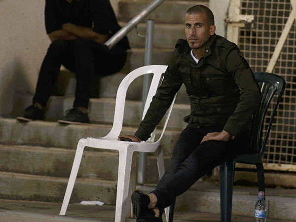 עדיין פצוע. ידין