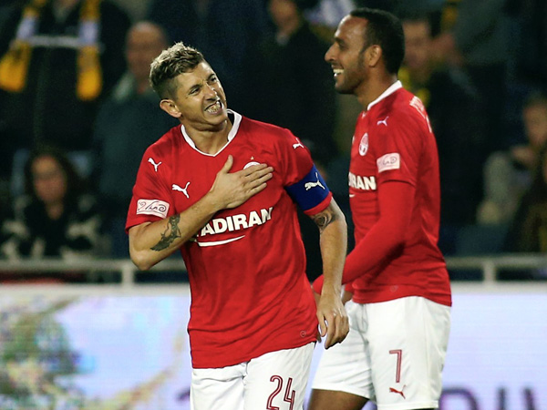 מליקסון. "משחק על סף המושלם" (אלן שיבר)