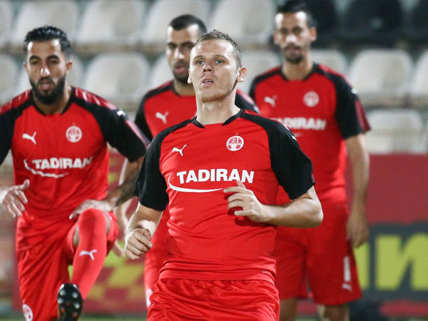 קורהוט ישוב ל-11 (דני מרון)