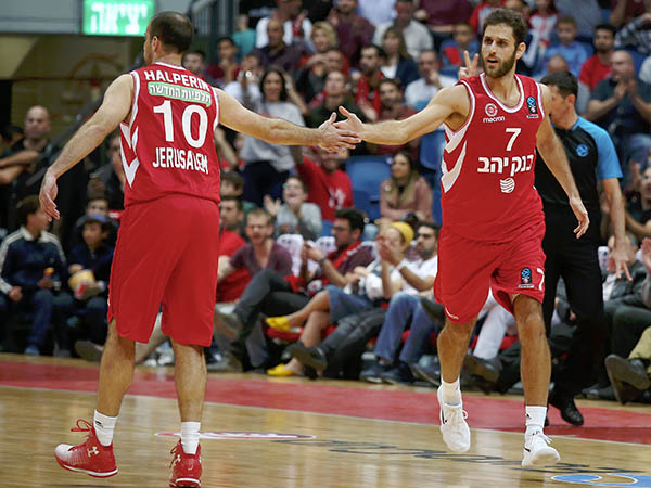 פרפרוגלו. עבר מארבע לשלוש (אלן שיבר)