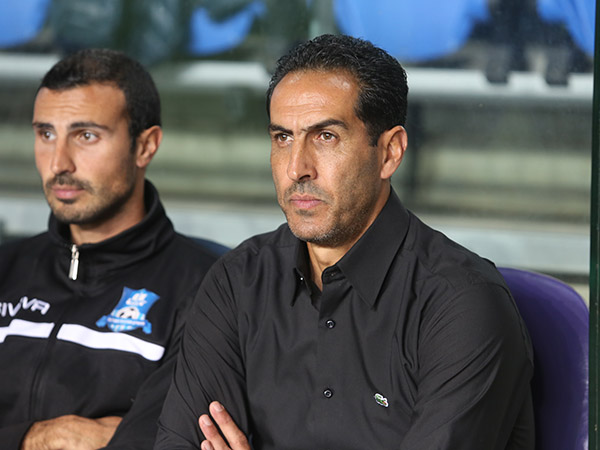 עכו שוב עם שלושה בלמים. טוויזר ומרטן