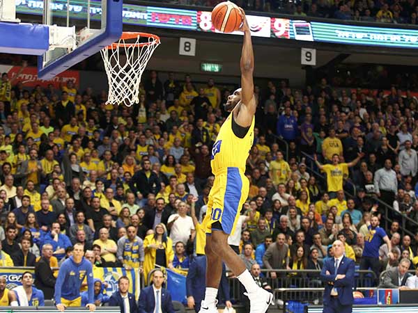 חולה? קול מרחף לדאנק (אלן שיבר)