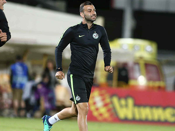 אזולאי ישוב להרכב (אלן שיבר)