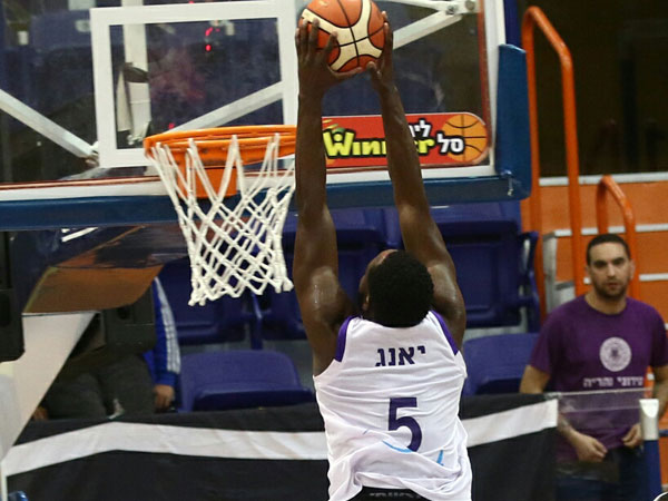 הקלע הבולט של נהריה. יאנג (מנהלת הליגה)