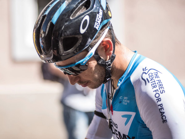 גיא ניב. עוד יום קשה בהרים (באדיבות נועה ארנון)