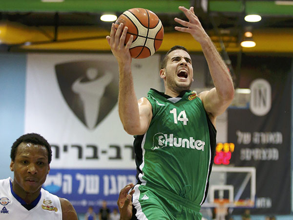 בלייזר השאיר מכבי חיפה במשחק (אלן שיבר)