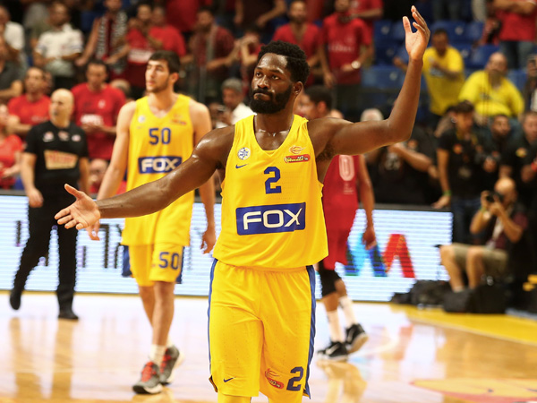 "פארגו גורם לך להעלות את הרמה" (אלן שיבר)