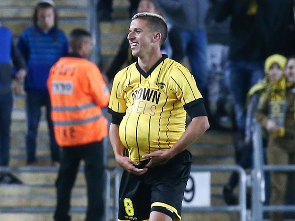 לא למכירה, בינתיים. ורד (צילום: דני מרון)