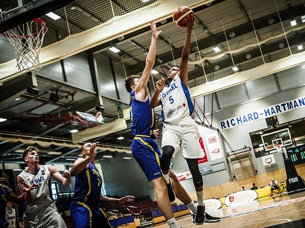 בריסקר. איום מחוץ לקשת (FIBA)