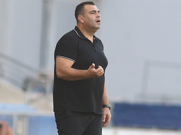 שוקר: "סומך על מנחם שיידע להחזיר אותנו למסלול" (אלן שיבר)