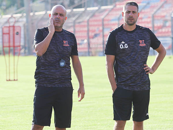 "לחץ? על איזה לחץ מדברים?". אבוקסיס