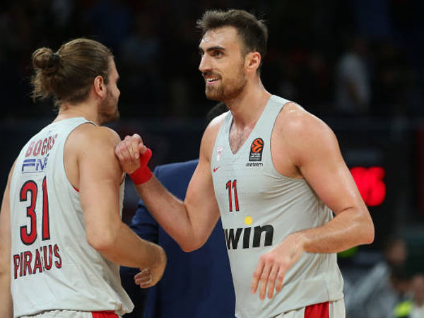 אולמפיאקוס טיילה בדרך לניצחון (GETTY, aitor arrizabalaga)