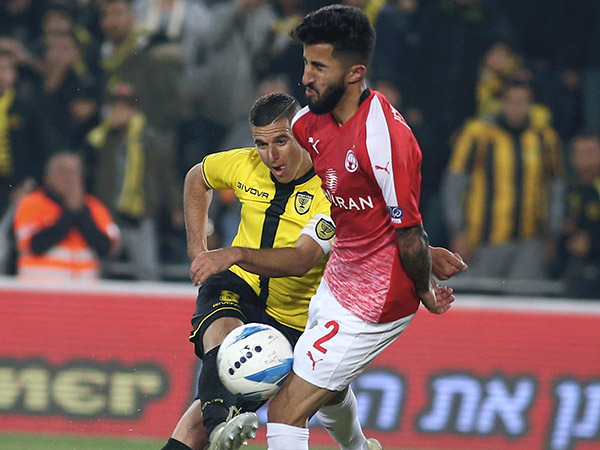 מהעבר השני, את הצ'אנס היחיד של בית