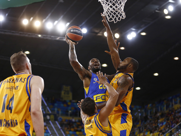 בלאק. נקלע לבעיית עבירות מוקדמת (Miguel Henriquez, GETTY)