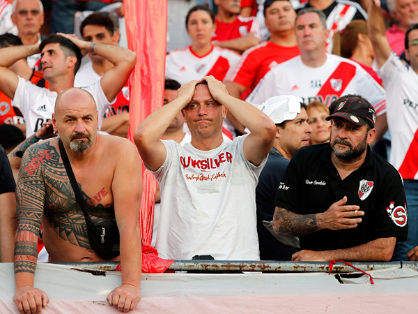 אוהדים מאוכזבים של ריבר ביציע (getty)