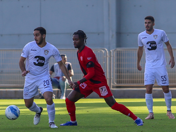 פלומיין יעבור לאיטליה? (PayPerLens)