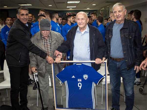 (ארכיון ההתאחדות לכדורגל)