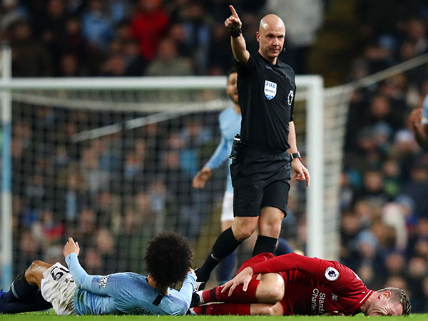 הכל פתוח (Clive Brunskill)