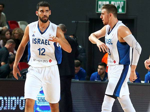 מנקו וקליין, שניים מהבולטים הערב (אלן שיבר)