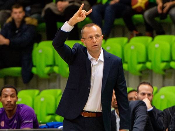 שמיר. ברבע הגמר למרות ההפסד (FIBA)