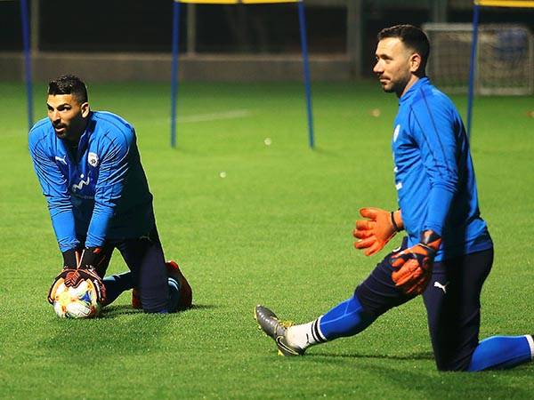 מי יעמוד בשער? (אלן שיבר)