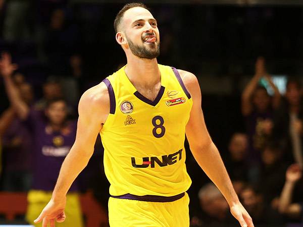 מנקודות האור. שמחון (מנהלת הליגה)