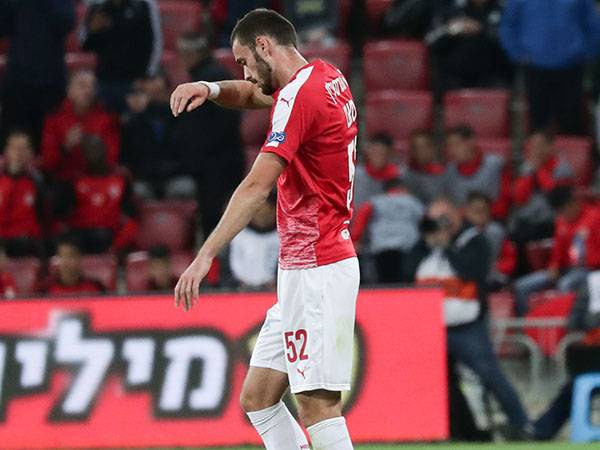 דווקא במשחק בו הורחק, דינמו זאגרב עקבה (דני מרון)