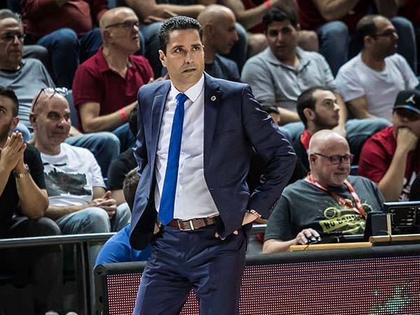 ספרופולוס. דרבי סוער במיוחד (עודד קרני)