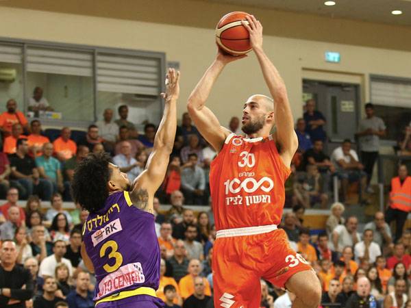 טישמן. האקס פקטור (אלן שיבר)