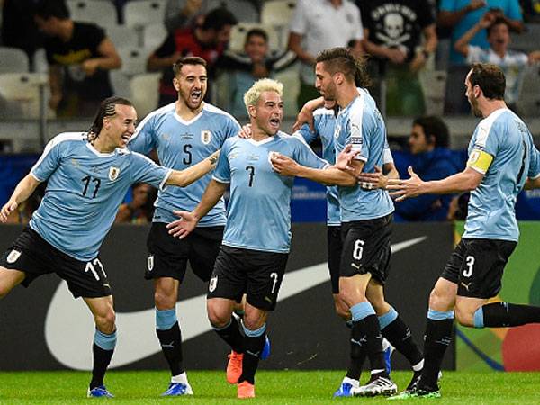 חגיגה בתכלת (צילום: Pedro Vilela/Getty Images)