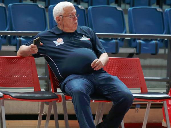 "עושים ריקודים במחצית והכל בסדר" (אלן שיבר)