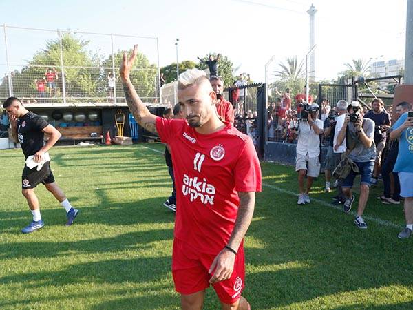 בוזגלו. ויתר על כסף (אלן שיבר)