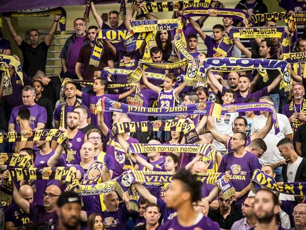 אוהדי חולון. שוב בעיות (מנהלת הליגה)