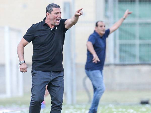 קלינגר. ברגל ימין (סוכנות ג'יני)