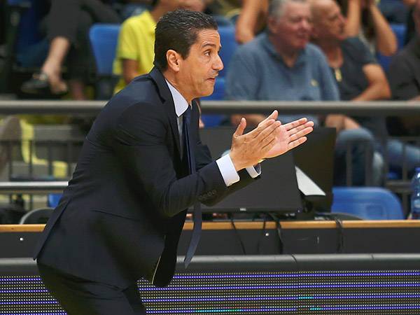 עמד במילה שלו. ספרופולוס (אלן שיבר)