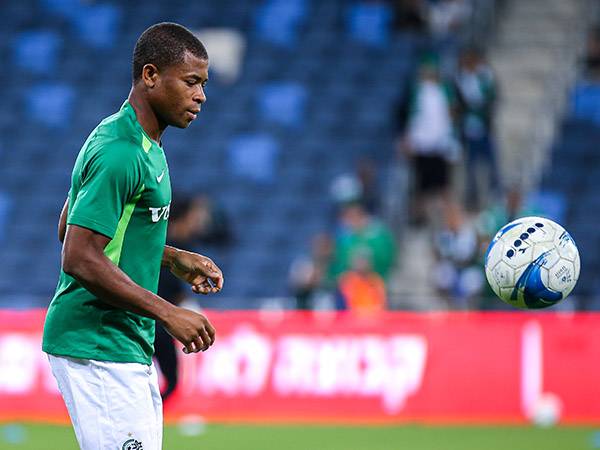 המגן יושאל בינואר (צילום: מאור אלקסלסי)