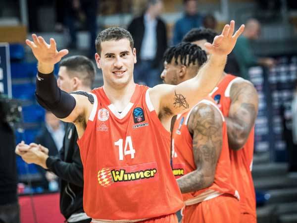 אפשר קצת לחייך (עודד קרני)